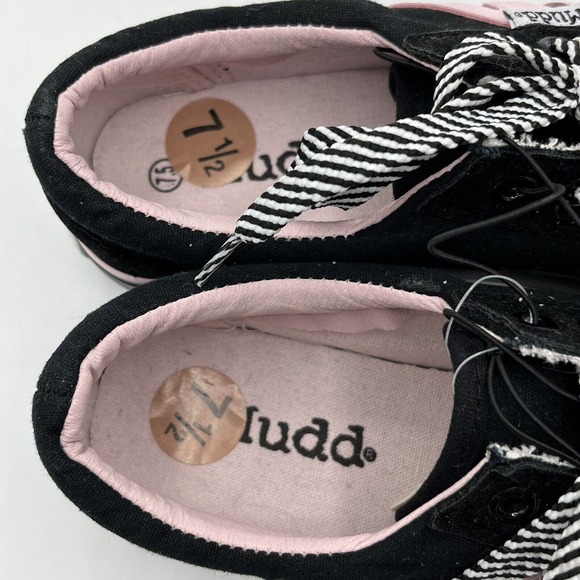 Mudd Poppy Sneaker Casual Skate Style Shoe Lace Up - Picture 4 of 11